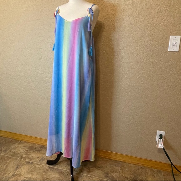 NWT Davi and Dani Rainbow Multi Ombre Tassel Tie Maxi Dress Size M - Picture 2 of 13